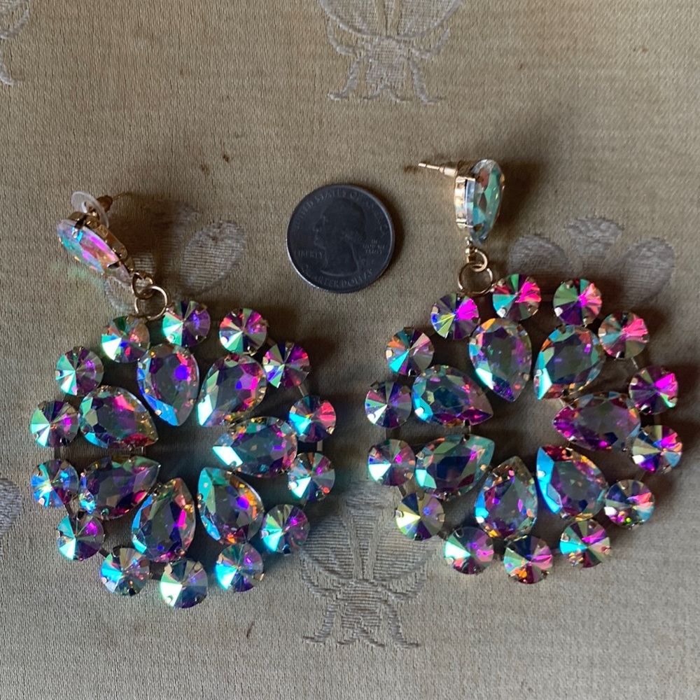 NWOT rhinestone bling earrings